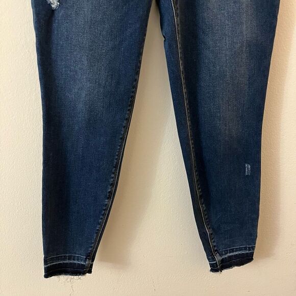 SPANX DISTRESSED SKINNY JEANS Size large raw hem - Picture 6 of 16